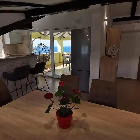 Penthouse Ema Апартаменты