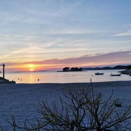 Lägenhet Penthouse Ema