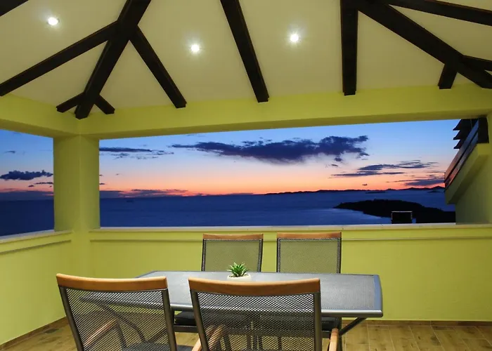 Appartement Penthouse Ema *